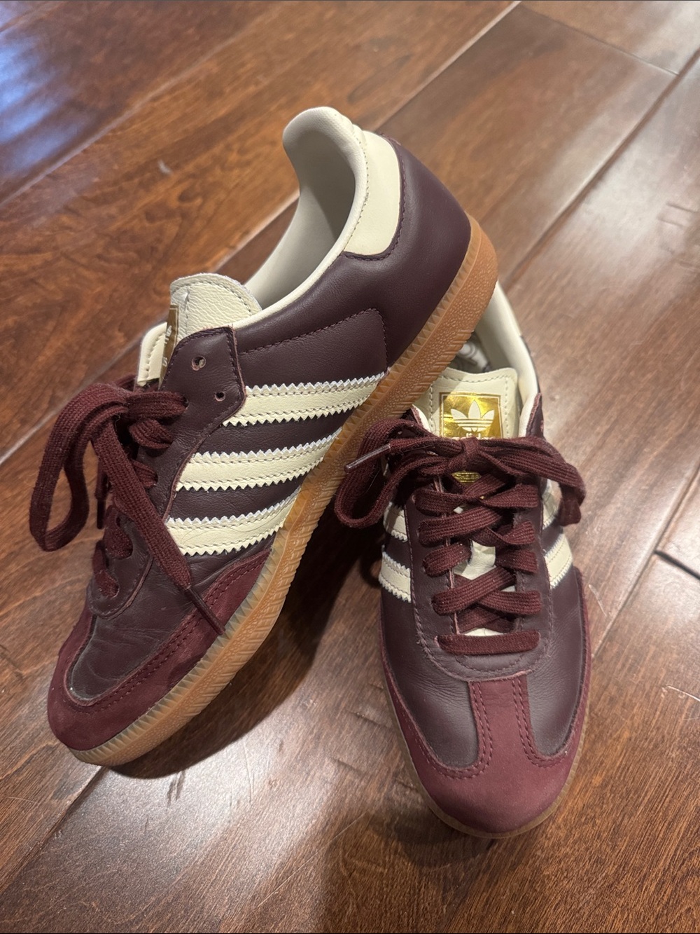 Women Adidas Samba Sneakers - Maroon and Off-White Size 7